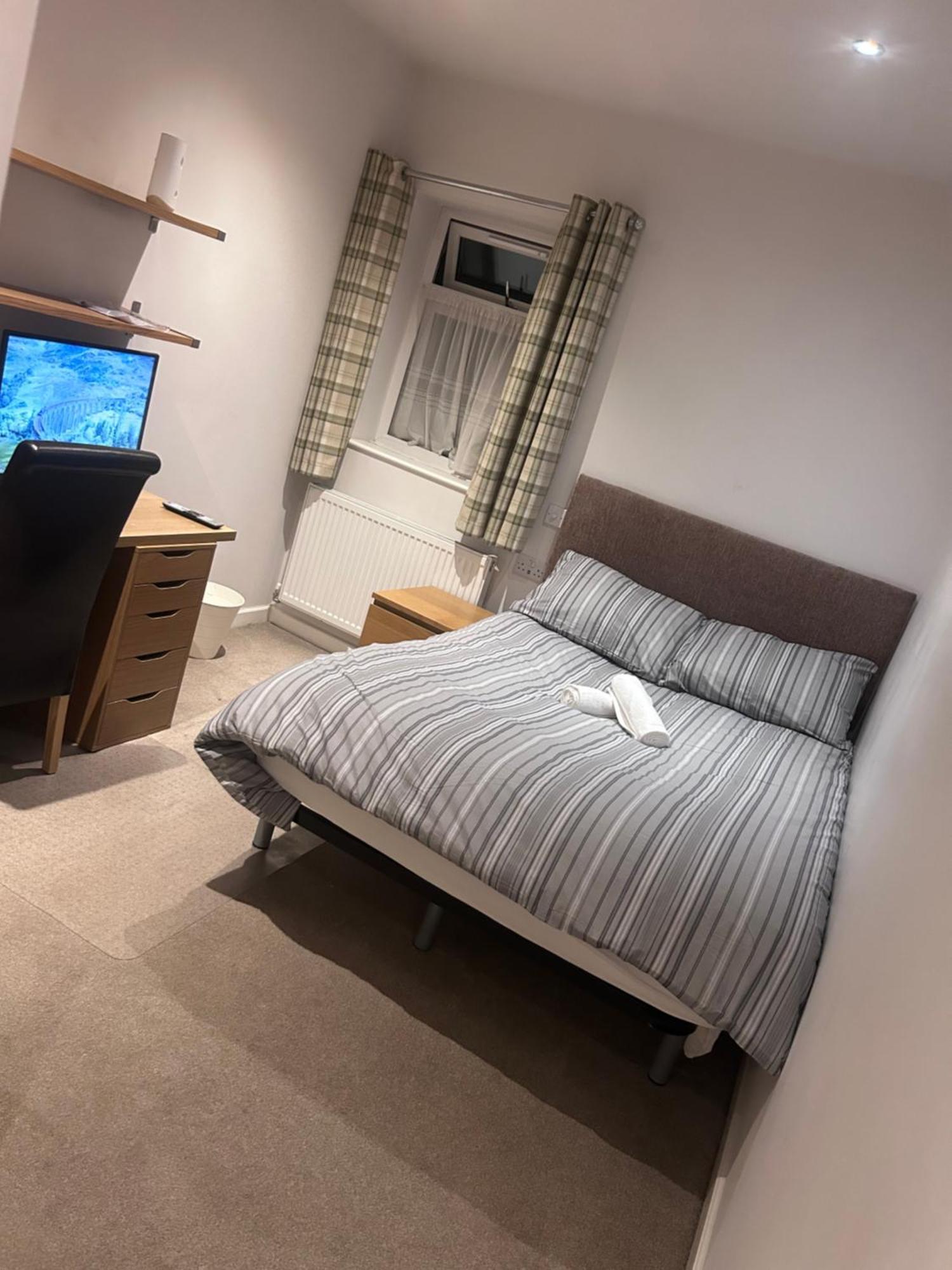 Seaford Guest House Xxx Stoke-on-Trent 外观 照片