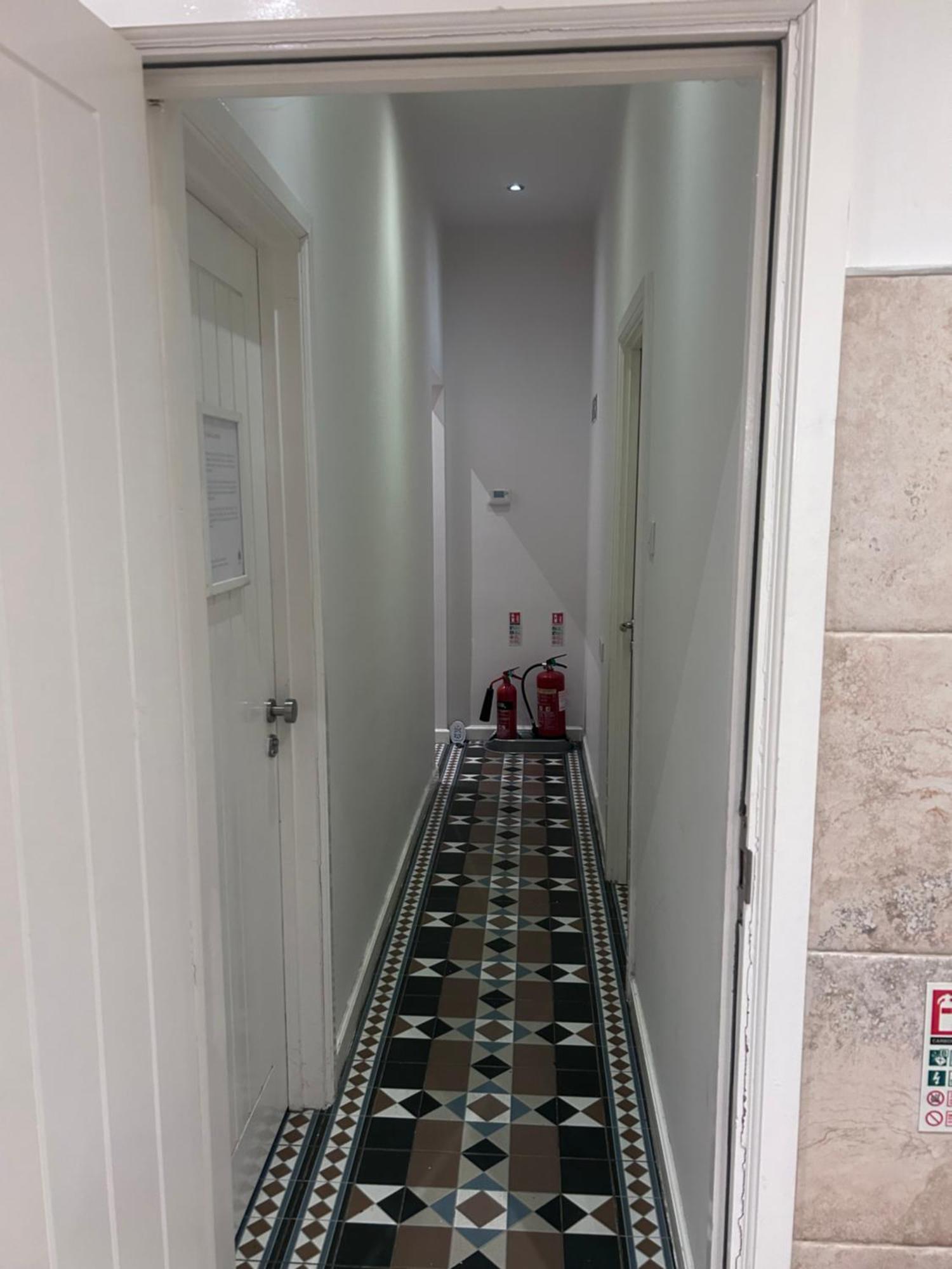 Seaford Guest House Xxx Stoke-on-Trent 外观 照片